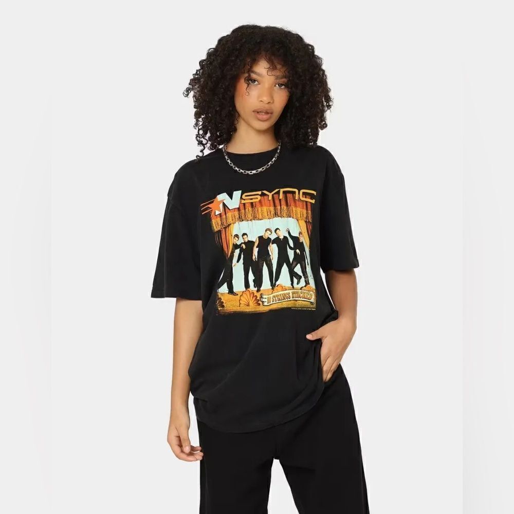 *NSYNC Short Sleeve Tee Size Large